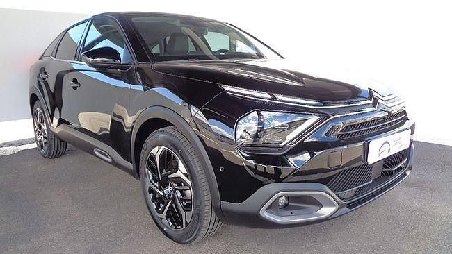 Usado Citroën C4 Shine 130 CV (95 kW) 2023 Negro SUV