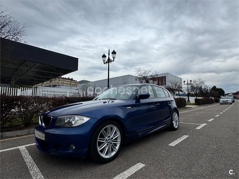 Azul Usado 2010 BMW 118 Sport Line Utilitario | 9700 € (Caro) - Imagen 1/4