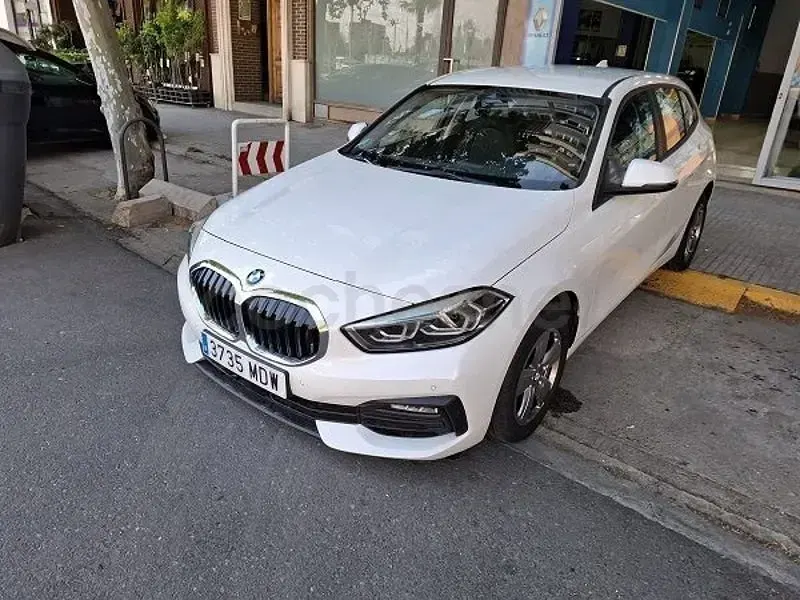 Usado BMW 116 116 CV (85 kW) 2023 Blanco Utilitario