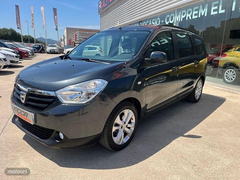 Usado Dacia Lodgy Lauréate 90 CV (66 kW) 2015 Negro Monovolumen