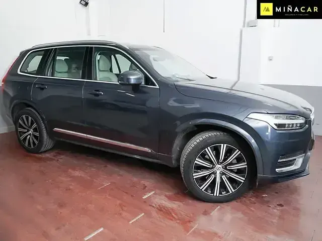 Usado Volvo XC90 Plus 235 HP (172 kW) 2024 Azul SUV