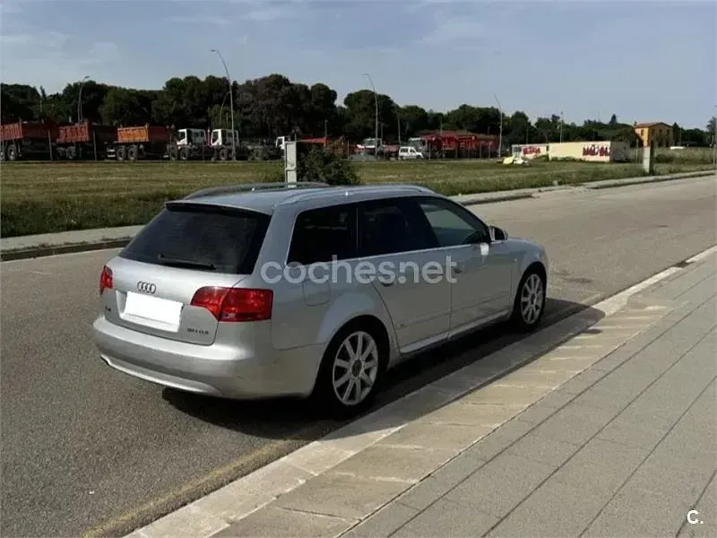 Usado Audi A4 S-Line 140 CV (102 kW) 2008 Gris / plata Familiar