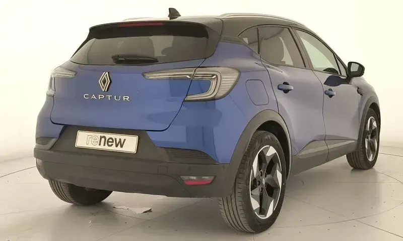 Usado Renault Captur Techno 100 CV (73 kW) 2025 Azul SUV
