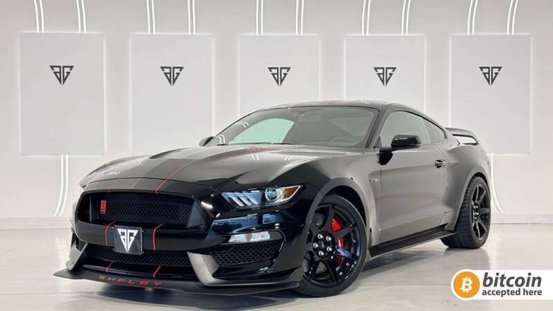 Negro Usado 2020 Ford Mustang Coupe | 95.900 € - Imagen 1/4