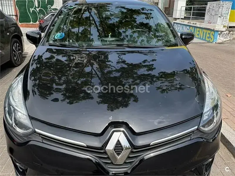 Usado Renault Clio IV LIMITED 90 CV (66 kW) 2018 Negro Berlina
