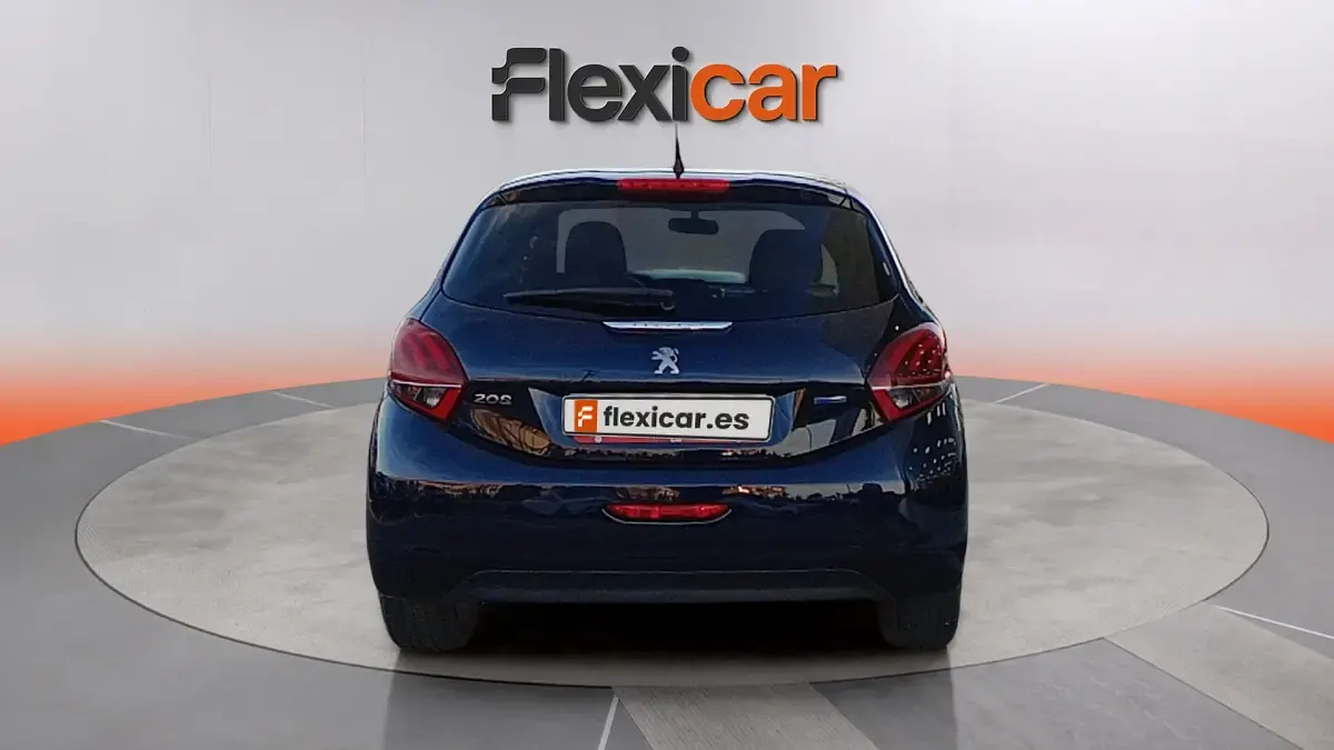 Usado Peugeot 208 Access 82 CV (60 kW) 2016 Negro Utilitario