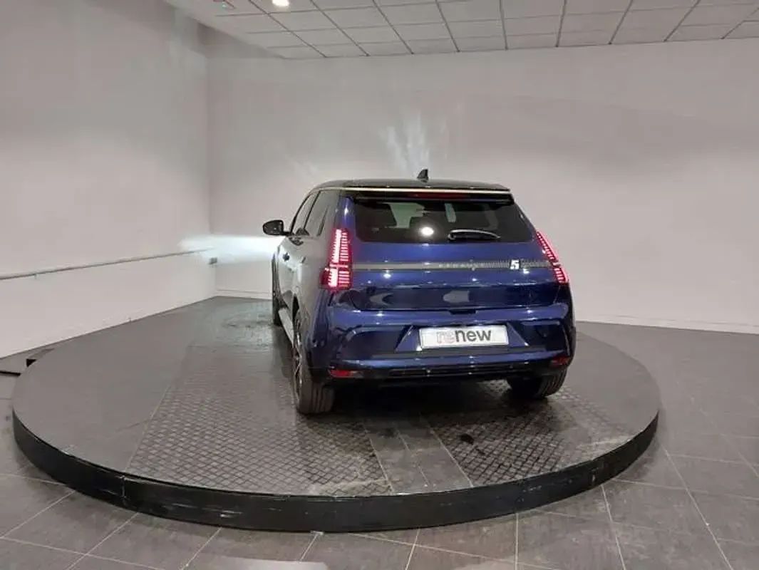 Usado Renault 5 E-Tech Iconic 110 kW (150 CV) 2024 Azul Berlina