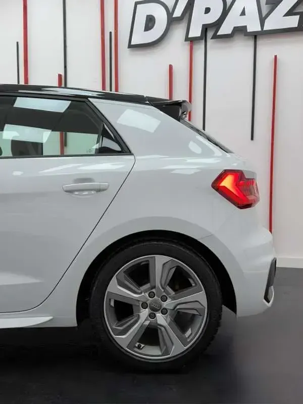 Usado Audi A1 Sportback S-Line 116 CV (85 kW) 2020 Blanco Utilitario
