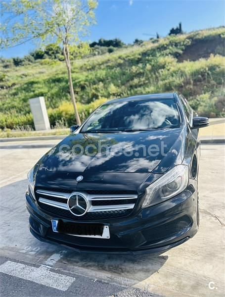 Negro Usado 2015 Mercedes A180 AMG line Berlina | 14.400 € (Buen precio) - Imagen 1/4