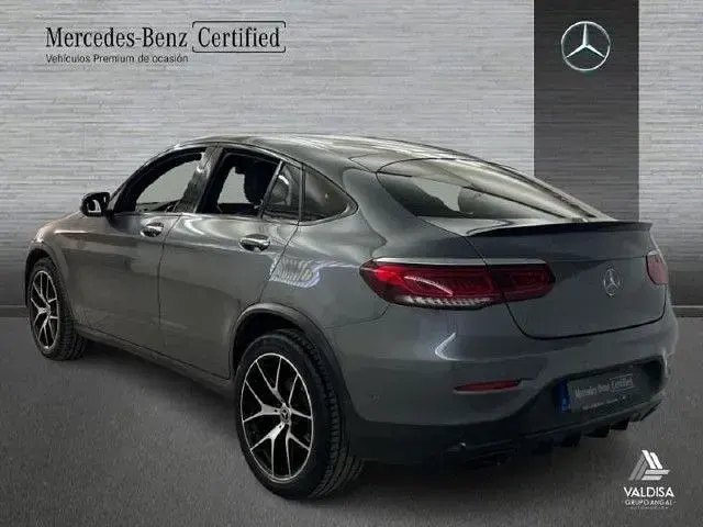 Usado Mercedes GLC220 AMG line 194 CV (142 kW) 2023 Gris selenita SUV