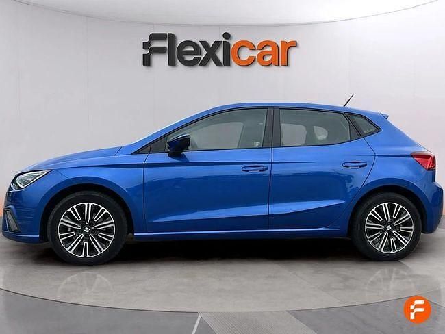 Usado Seat Ibiza Style 110 CV (80 kW) 2023 Azul Berlina