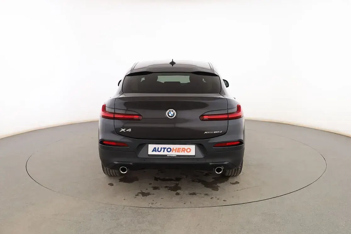 Usado BMW X4 M Sport 190 CV (139 kW) 2021 Gris SUV