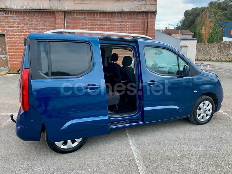 Usado Opel Combo Life Innovation 130 CV (95 kW) 2018 Azul Monovolumen