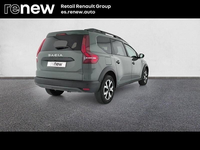 Begagnad Dacia Jogger Expression 110 HK (80 kW) 2024 Brun Minibuss