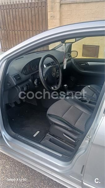 Usado Mercedes A180 Avantgarde 109 CV (80 kW) 2008 Gris / plata Monovolumen