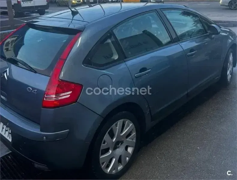 Usado Citroën C4 Exclusive 110 HP (80 kW) 2007 Cinzento Sedan