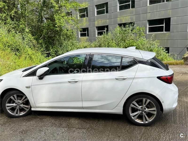 Blanco Usado 2018 Opel Astra Berlina | 11.800 € (Precio justo) - Imagen 1/2