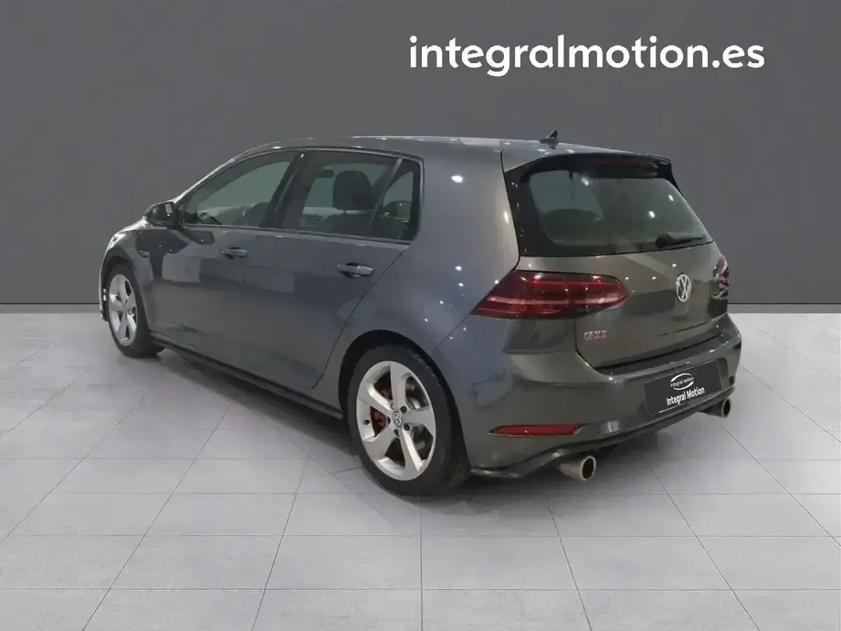 Usado VW Golf VII GTI 244 CV (179 kW) 2019 Gris