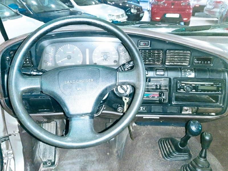 Usado Toyota Land Cruiser 170 CV (125 kW) 1997 Beige Familiar