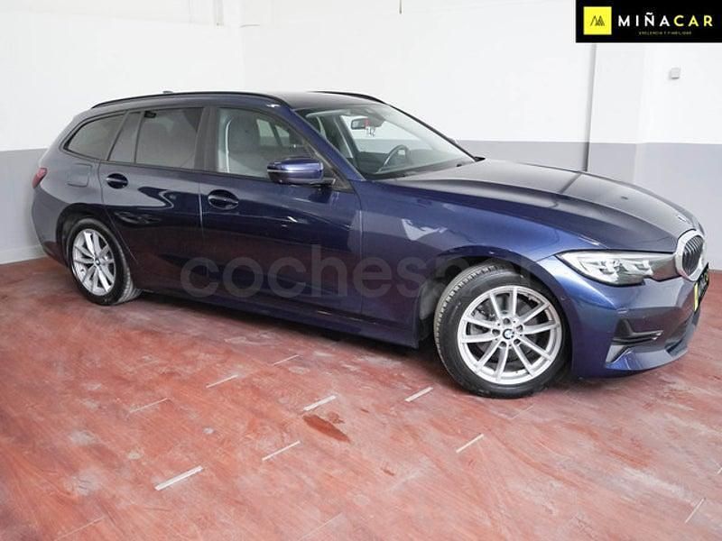 Usado BMW 320e 190 CV (139 kW) 2020 Azul Familiar