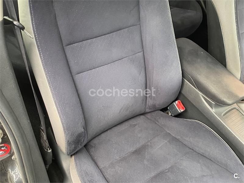 Negro Usado 2008 Honda Civic Executive Berlina | 4500 € (Buen precio) - Imagen 1/4