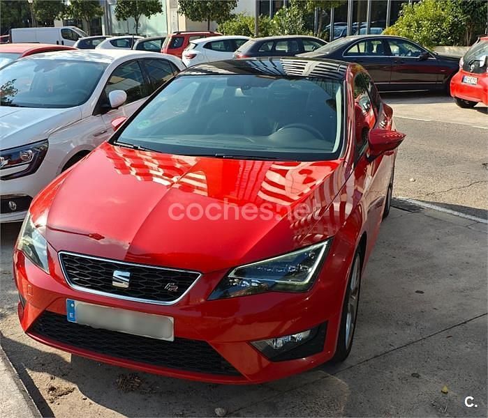 Usado Seat Leon FR 180 CV (132 kW) 2013 Rojo Berlina
