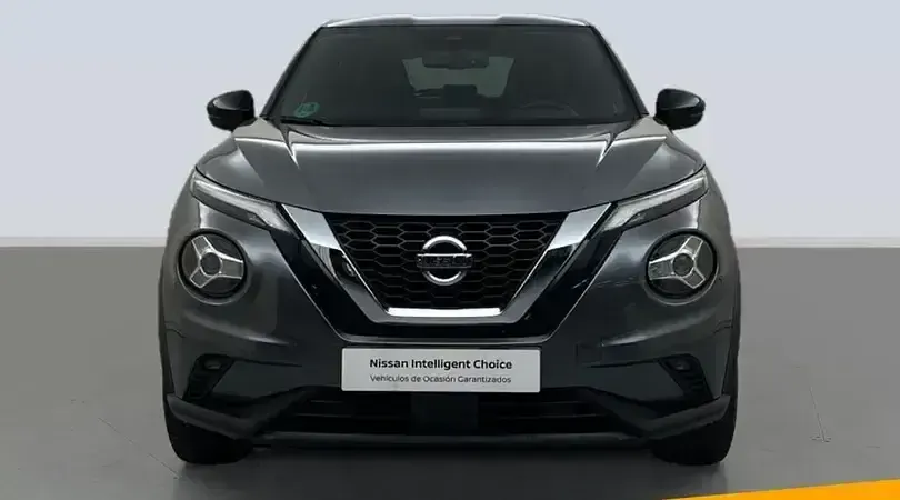 Usado Nissan Juke N-Connecta 114 CV (83 kW) 2022 Skline grey (metalizado) SUV