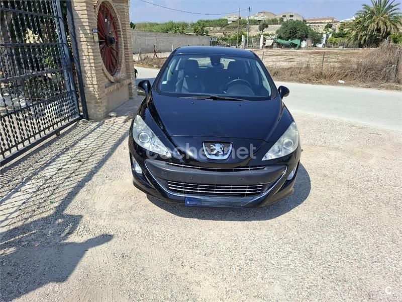 Negro Usado 2010 Peugeot 308 GTi Berlina | 2990 € - Imagen 1/4