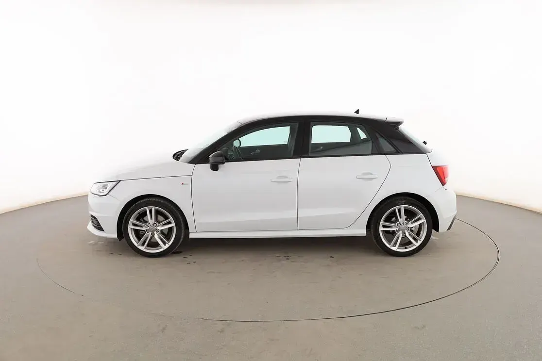 Usado Audi A1 Sportback Attraction 116 CV (85 kW) 2018 Blanco Utilitario