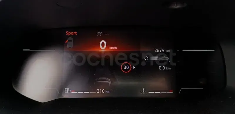 Usado Renault Captur Techno 100 CV (73 kW) 2025 Gris / plata SUV