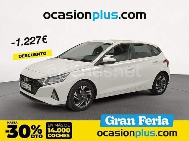 Blanco Usado 2021 Hyundai i20 Berlina | 13.050 € (Precio justo) - Imagen 1/4