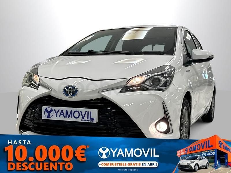 Usado Toyota Yaris Hybrid Active 100 CV (73 kW) 2019 Blanco Berlina