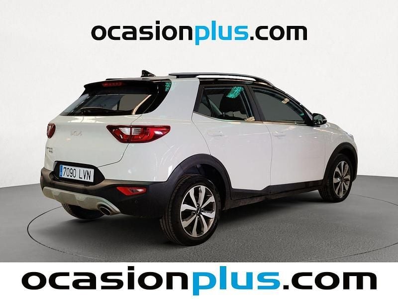 Usado Kia Stonic 120 CV (88 kW) 2021 Blanco SUV