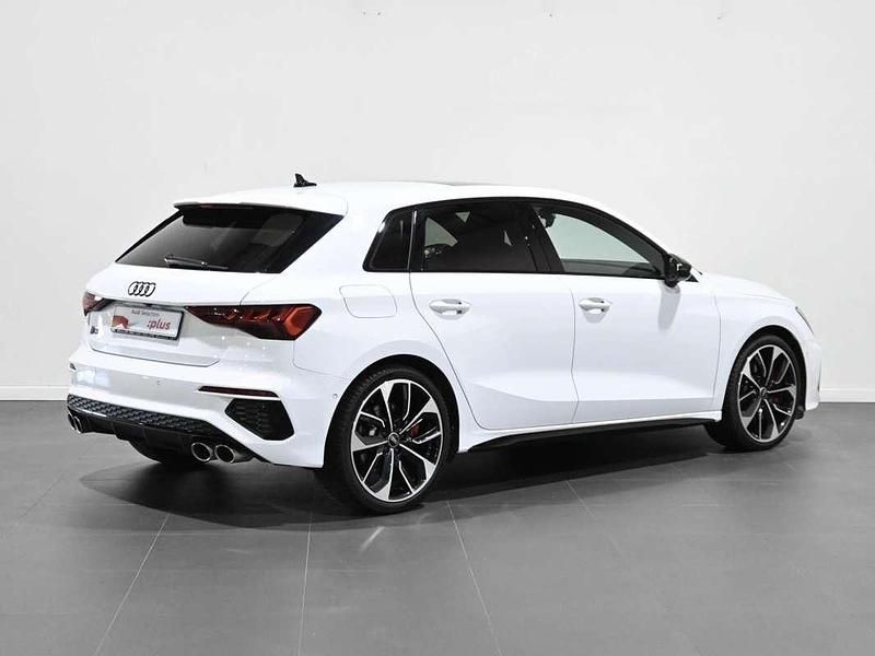 Usado Audi S3 Sportback Sport 310 CV (228 kW) 2023 Blanco Utilitario