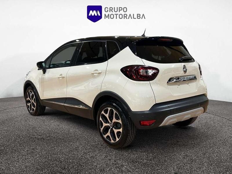 Usado Renault Captur Zen 91 CV (66 kW) 2019 Beige SUV