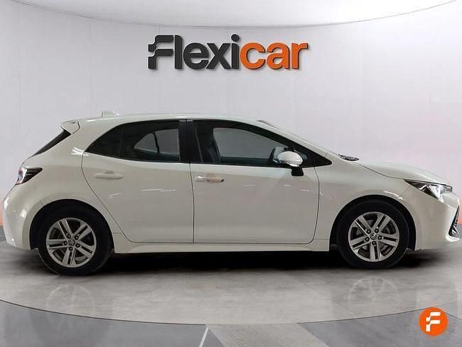 Usado Toyota Corolla Active 122 CV (89 kW) 2021 Blanco