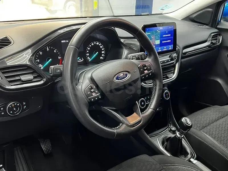Käytetty Ford Puma Titanium 120 HP (88 kW) 2021 Sininen Katumaasturi