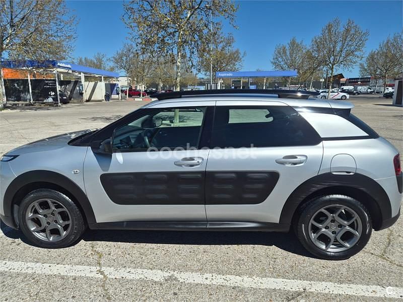 Usado Citroën C4 Cactus Feel 92 CV (67 kW) 2014 Gris / plata Utilitario