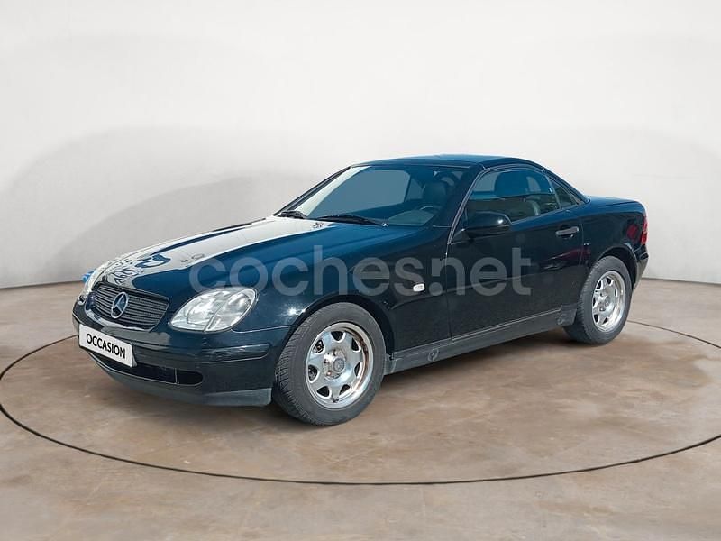 Usado Mercedes SLK200 136 CV (100 kW) 1999 Negro Descapotable