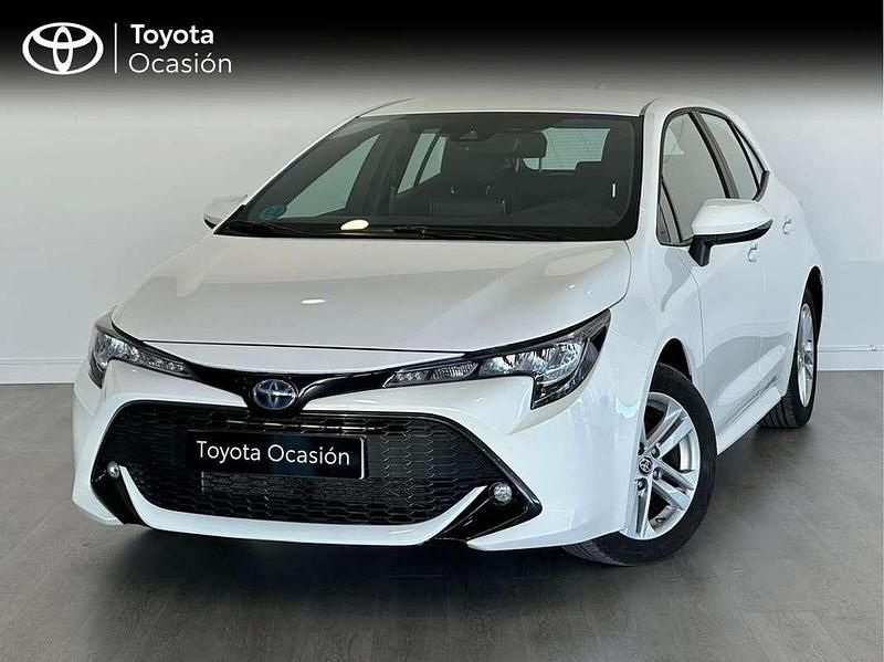 Blanco Usado 2022 Toyota Corolla Active Utilitario | 13.999 € (Precio justo) - Imagen 1/4