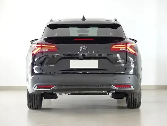 Usado Citroën C5 X Shine 225 CV (165 kW) 2022 Negro Familiar