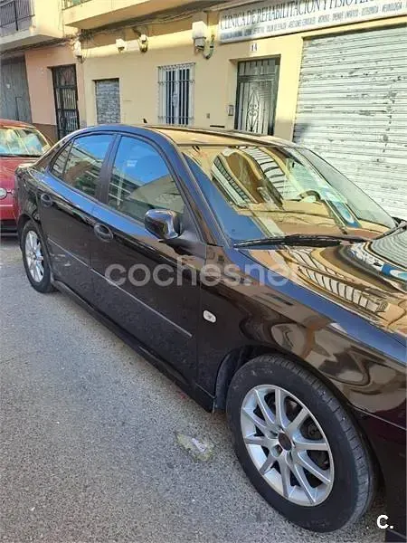 Usado Saab 9-3 Linear 120 CV (88 kW) 2005 Negro Berlina