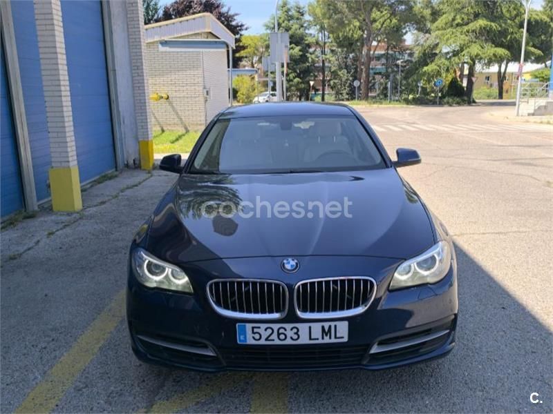 Azul Usado 2016 BMW 518 Comfort Edition Berlina | 18.990 € (Buen precio) - Imagen 1/4
