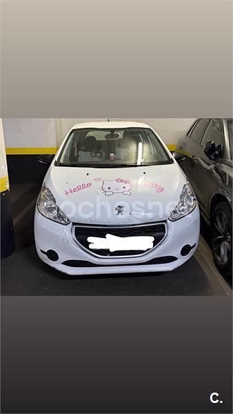 Blanco Usado 2013 Peugeot 208 Allure Utilitario | 6200 € (Precio justo) - Imagen 1/2