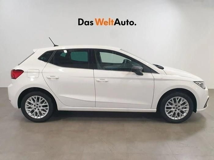 Usado Seat Ibiza XCELLENCE 115 CV (84 kW) 2025 Blanco
