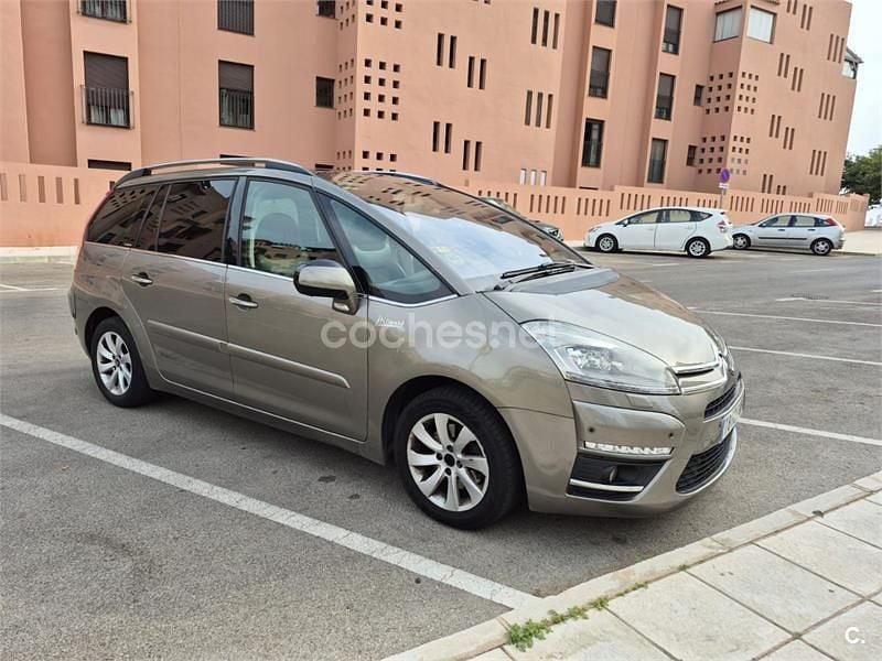 Beige Usado 2012 Citroën Grand C4 Picasso Exclusive Monovolumen | 6000 € (Buen precio) - Imagen 1/4