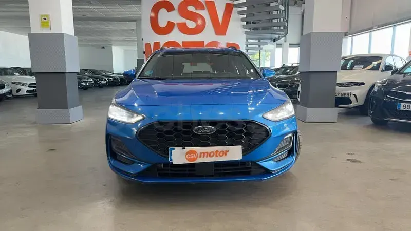 Usado Ford Focus ST-Line 125 CV (91 kW) 2024 Azul Berlina