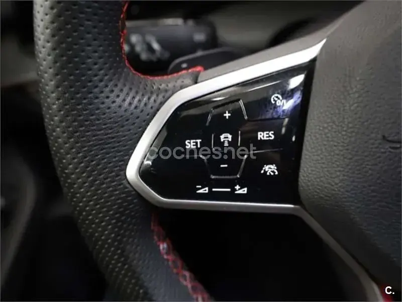 Usado VW Golf VII GTI Clubsport 301 CV (221 kW) 2021 Rojo Utilitario