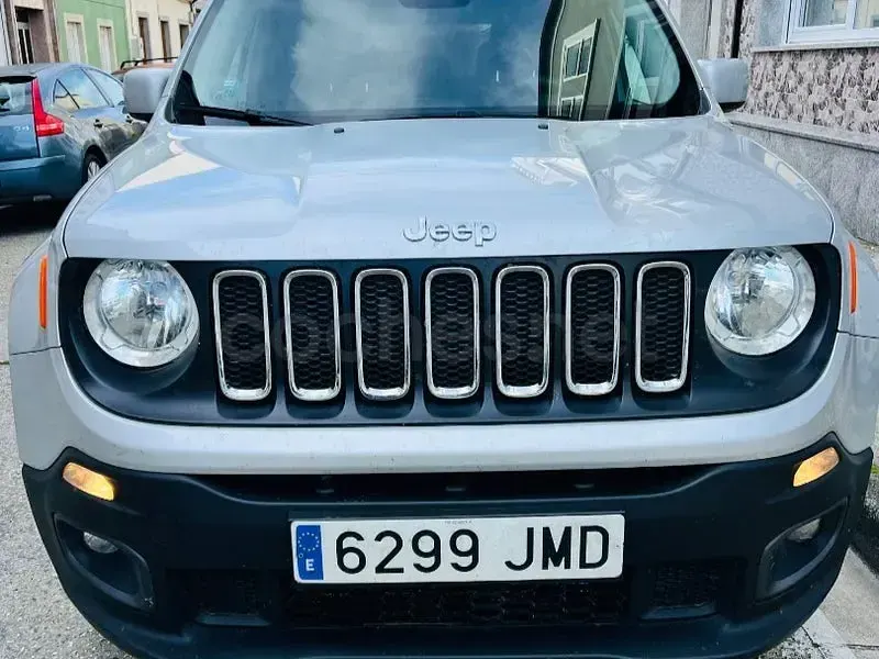 Usado Jeep Renegade Longitude 140 CV (102 kW) 2016 Gris / plata SUV