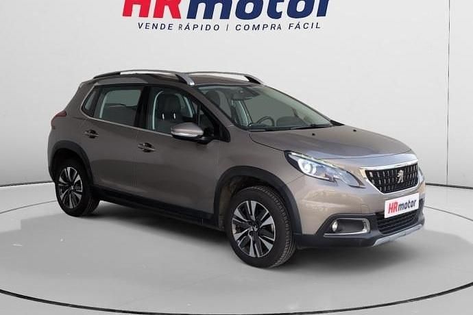Usado Peugeot 2008 Allure 111 CV (81 kW) 2016 Beige SUV